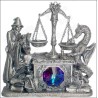 Figurine magicien étain – Magicien et dragon pesant bébé dragon 